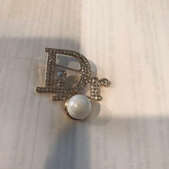 Dior Jewelry - Dior brooch